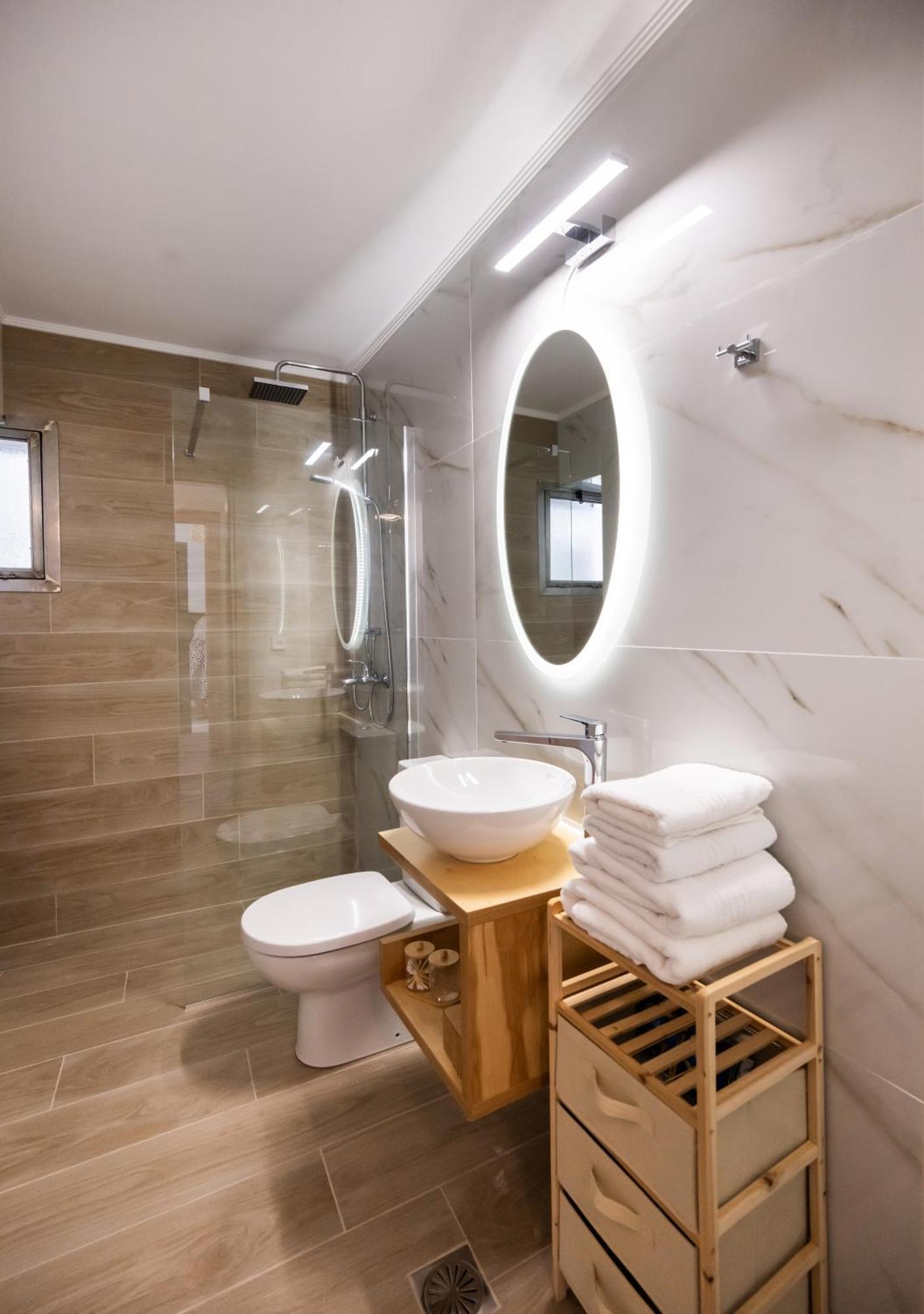 Apartment Vardas Luxury By Imagine